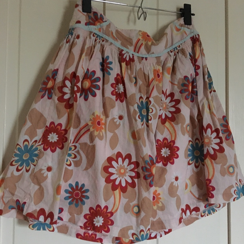 🎀 Old navy floral skirt